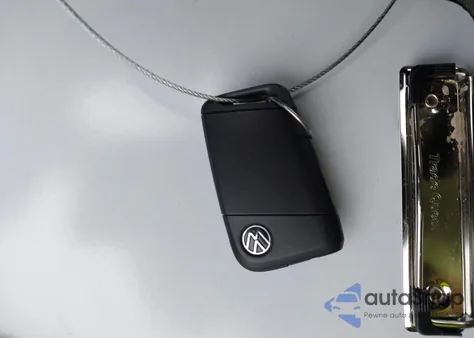 2021 Volkswagen Jetta 1.4T R-Line/1.4T S/1.4T Se из США, поврежденный, VIN 3VWC57BU2MM095989